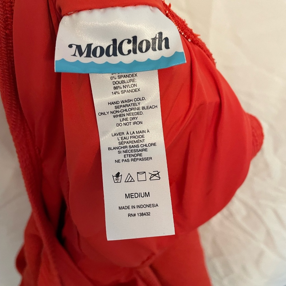 Modcloth Ribbed Red One Piece Swimsuit - Picture 3 of 3